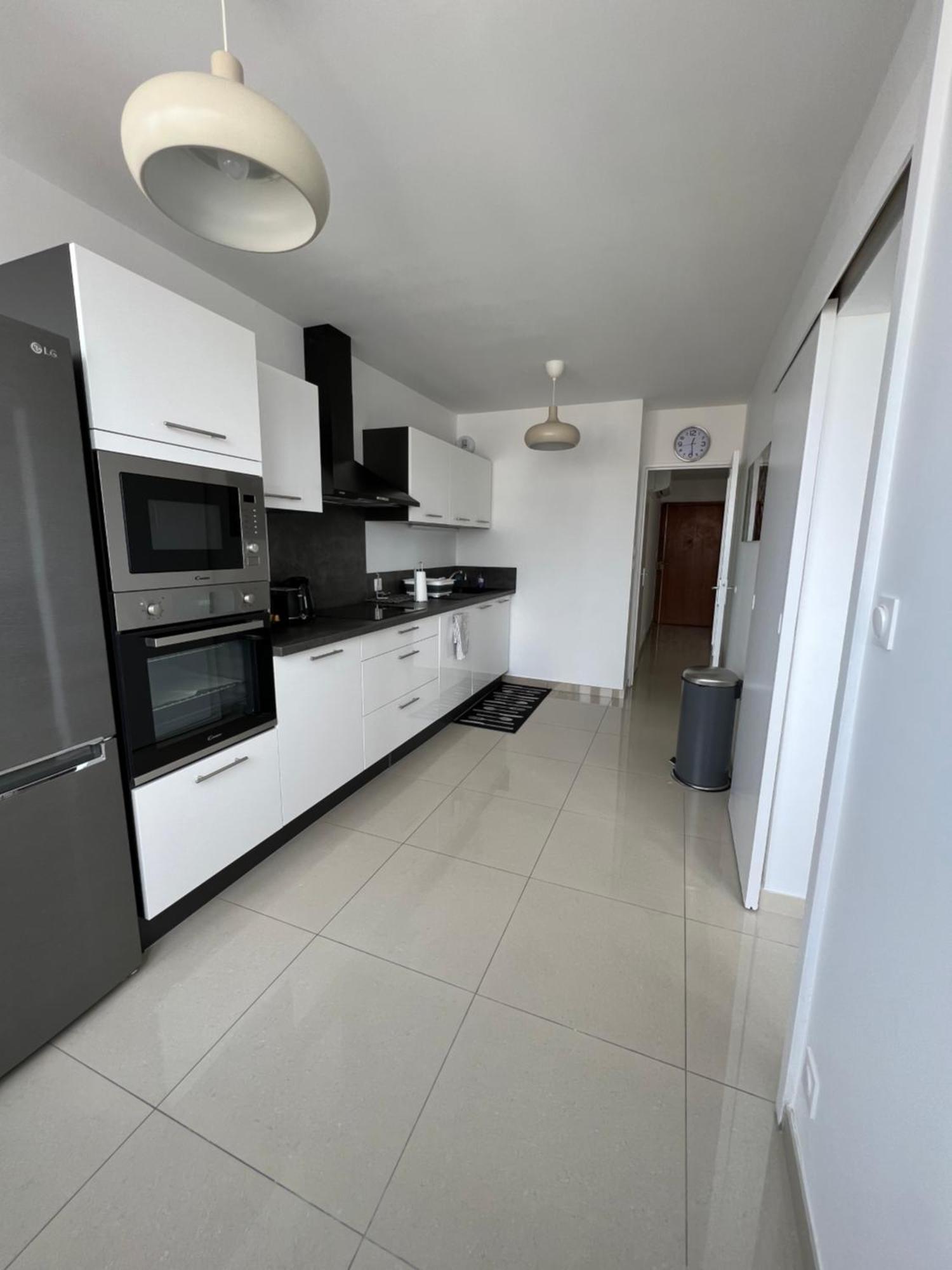 Appartamento Super 4 Pieces Refait A Neuf Villeurbanne Esterno foto